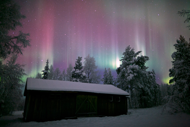 Aurora Borealis (Photo courtesy of Antti Pietikianen and www.theaurorazone.com)