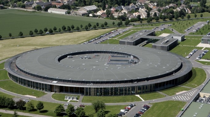 Nuclear magnetic resonance: External view of the Synchrotron SOLEIL in Paris.