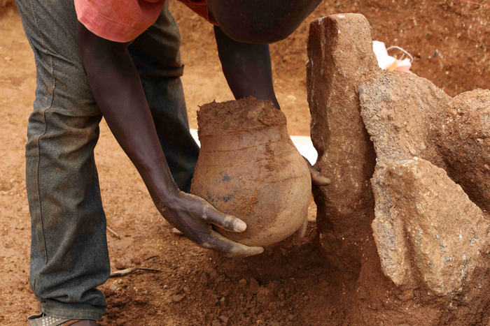 Ancient diets: Nok vessel excavation. Photo courtesy of Peter Breunig